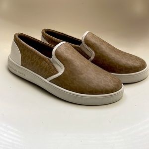 Michael Kors loafers (kids)